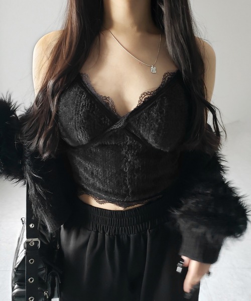 me+em select(ミームセレクト)の「【 カップ付き 】シャギーファーショートビスチェキャミソール / shaggy fur short bustier camisole(キャミソール・レディース・ブラック/アイボリー・FREE)」の21枚目の写真
