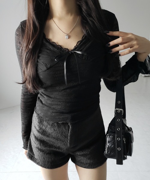 me+em select（ミームセレクト）の「【 ２color 】フロントリボンレイヤードレーストップス ／ front ribbon layered lace tops（Tシャツ/カットソー・レディース・アイボリー/ブラック・FREE）」の13枚目の写真
