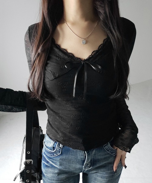 me+em select（ミームセレクト）の「【 ２color 】フロントリボンレイヤードレーストップス ／ front ribbon layered lace tops（Tシャツ/カットソー・レディース・アイボリー/ブラック・FREE）」の15枚目の写真