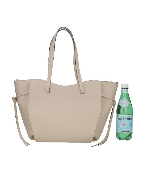 LORISTELLA（ロリステッラ）の「【LORISTELLA】レザートートバッグ(Q56426)（トートバッグ・レディース・グレイッシュベージュ・ALL）」の14枚目の写真