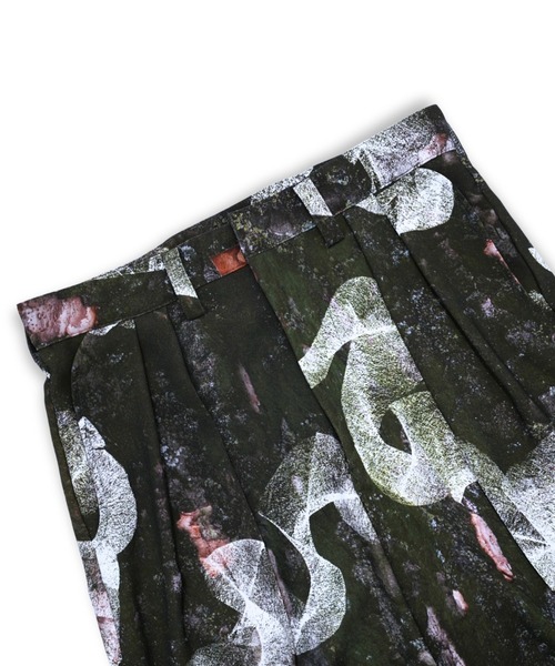 ohta(オータ)の「【ohta 】tree pleats pants(スラックス・メンズ・マルチ・2)」の5枚目の写真
