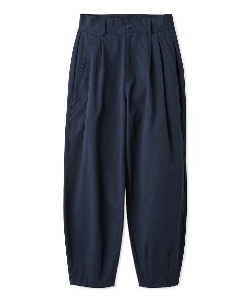 null.（ヌル）の「レザーポケットコクーンチノパンツ（チノパンツ・レディース・アイボリー/ネイビー・SMALL/MEDIUM）」の7枚目の写真