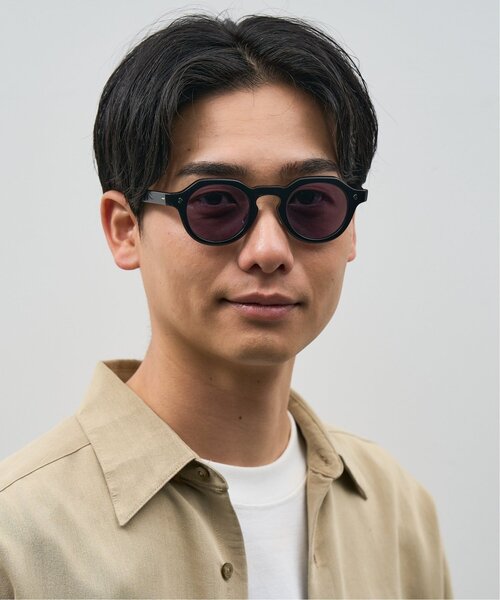 JOURNAL STANDARD relume（ジャーナルスタンダード　レリューム）の「【WEB限定】ボストン型 調光サングラス｜レンズの色が変わるサングラス｜クラウンパント型｜高級感｜紫外線対策｜UVカット｜ユニセックス｜ジャーナルスタンダードレリューム｜Zoff｜JOURNAL STANDARD relume（サングラス・レディース・ブラウン系その他2/ブラック・FREE）」の14枚目の写真