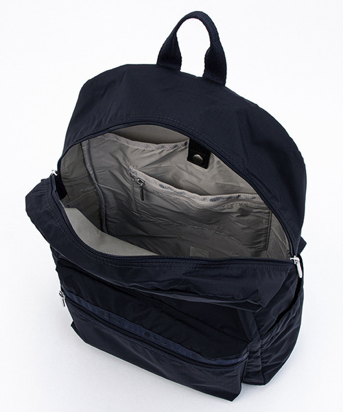LeSportsac(レスポートサック)の「CLASSIC EVERYDAY BP ディープシーブルー(バックパック/リュック・レディース・ブルー・FREE)」の9枚目の写真
