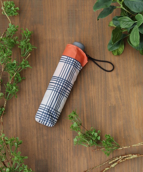 FUNALIVE(ファンアライブ)の「シンプル折りたたみ傘(折りたたみ傘・メンズ・グレー/ブラック/ブラック系/ライトグレー系/ネイビー系/ピンクベージュ/スカイブルー/ブルーグリーン/グリーン/サーモンピンク/ライトグレー/レッド/ネイビー/オレンジ/アイボリー/ミント/ホワイト系/ブラック系1/グレー系/グリーン系・FREE/F)」の3枚目の写真