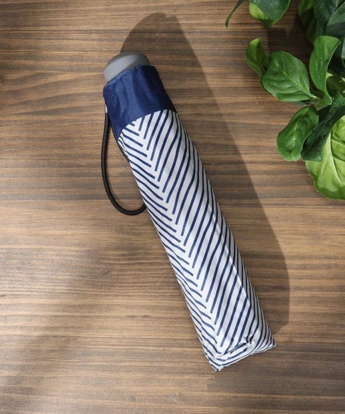 FUNALIVE(ファンアライブ)の「シンプル折りたたみ傘(折りたたみ傘・メンズ・グレー/ブラック/ブラック系/ライトグレー系/ネイビー系/ピンクベージュ/スカイブルー/ブルーグリーン/グリーン/サーモンピンク/ライトグレー/レッド/ネイビー/オレンジ/アイボリー/ミント/ホワイト系/ブラック系1/グレー系/グリーン系・FREE/F)」の16枚目の写真