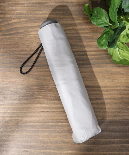 FUNALIVE(ファンアライブ)の「シンプル折りたたみ傘(折りたたみ傘・メンズ・グレー/ブラック/ブラック系/ライトグレー系/ネイビー系/ピンクベージュ/スカイブルー/ブルーグリーン/グリーン/サーモンピンク/ライトグレー/レッド/ネイビー/オレンジ/アイボリー/ミント/ホワイト系/ブラック系1/グレー系/グリーン系・FREE/F)」の8枚目の写真