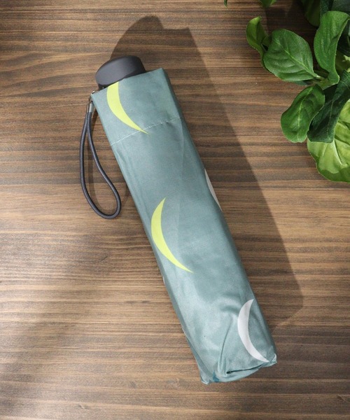 FUNALIVE(ファンアライブ)の「シンプル折りたたみ傘(折りたたみ傘・メンズ・グレー/ブラック/ブラック系/ライトグレー系/ネイビー系/ピンクベージュ/スカイブルー/ブルーグリーン/グリーン/サーモンピンク/ライトグレー/レッド/ネイビー/オレンジ/アイボリー/ミント/ホワイト系/ブラック系1/グレー系/グリーン系・FREE/F)」の15枚目の写真