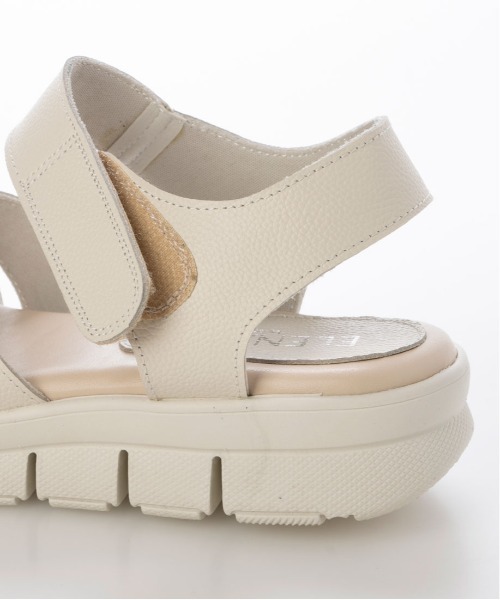 enchanted（エンチャンテッド）の「クロスアッパーセパレートサンダル（サンダル・レディース・シルバー/ブラック/アイボリー・22.5/23/23.5/24/24.5）」の18枚目の写真