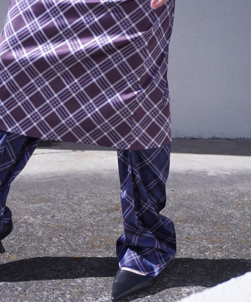 G.V.G.V.（ジーヴィージーヴィー）の「PLAID SATIN PICOT SKIRT（スカート・レディース・バーガンディー/ネイビー・36）」の14枚目の写真