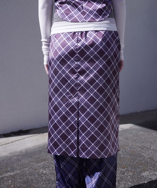 G.V.G.V.（ジーヴィージーヴィー）の「PLAID SATIN PICOT SKIRT（スカート・レディース・バーガンディー/ネイビー・36）」の12枚目の写真