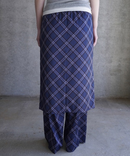 G.V.G.V.（ジーヴィージーヴィー）の「PLAID SATIN PICOT SKIRT（スカート・レディース・バーガンディー/ネイビー・36）」の3枚目の写真