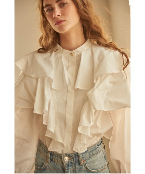Estella.K(エステラケー)の「Martine Cotton-poplin Blouse ラッフルケープBL(シャツ/ブラウス・レディース・ホワイト/ホワイト系2/ホワイト系1・FREE)」の6枚目の写真