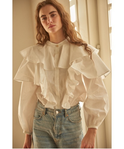 Estella.K(エステラケー)の「Martine Cotton-poplin Blouse ラッフルケープBL(シャツ/ブラウス・レディース・ホワイト/ホワイト系2/ホワイト系1・FREE)」の7枚目の写真