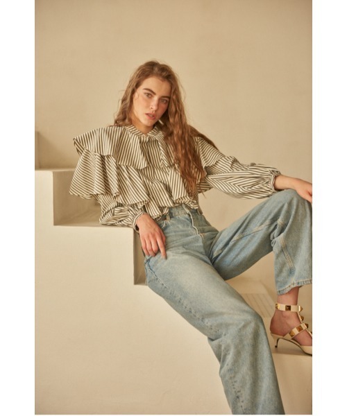 Estella.K(エステラケー)の「Martine Cotton-poplin Blouse ラッフルケープBL(シャツ/ブラウス・レディース・ホワイト/ホワイト系2/ホワイト系1・FREE)」の18枚目の写真