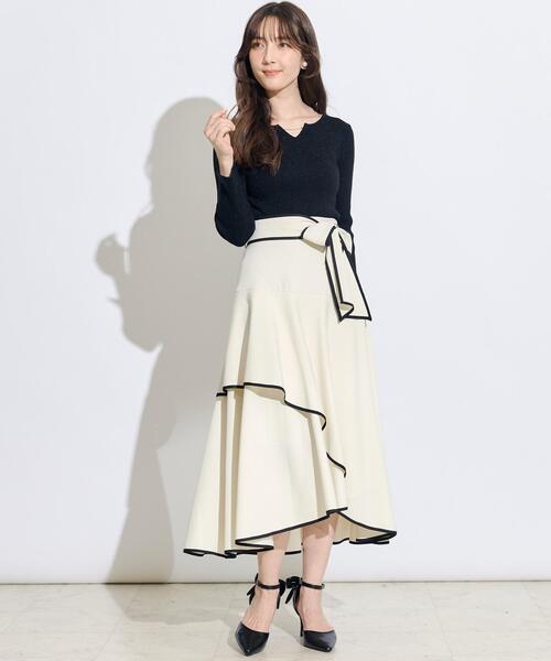 SWINGLE（スウィングル）の「リボンベルトアシメフレアパイピングスカート（スカート・レディース・ライトベージュ/レッド系その他5/ブラック系その他5・MEDIUM/SMALL）」の8枚目の写真