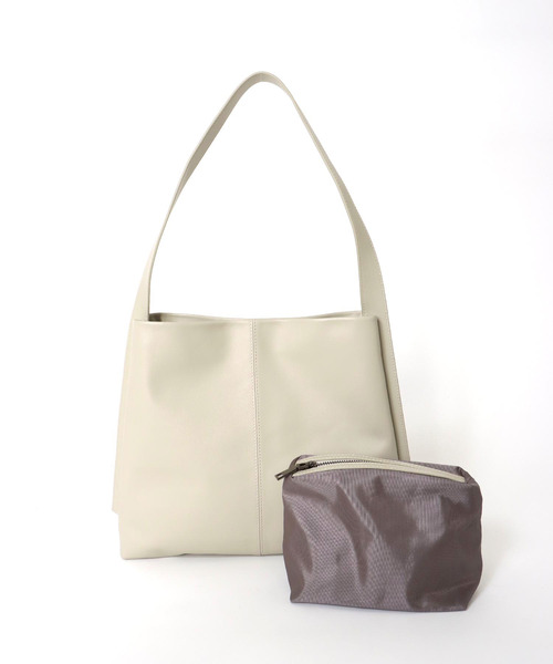 Three Four Time（ｽﾘｰﾌｫｰﾀｲﾑ）の「牛革シンプルショルダー（ショルダーバッグ・レディース・グレー/ブラック・FREE）」の12枚目の写真