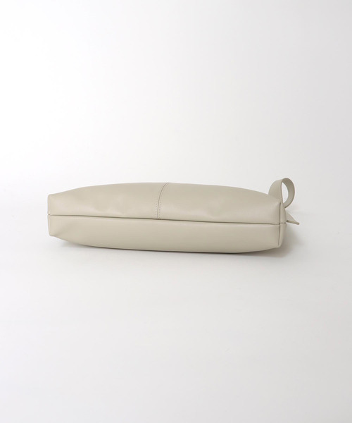 Three Four Time（ｽﾘｰﾌｫｰﾀｲﾑ）の「牛革シンプルショルダー（ショルダーバッグ・レディース・グレー/ブラック・FREE）」の10枚目の写真