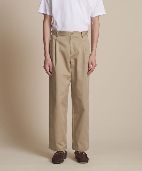 UNITED ARROWS(ユナイテッドアローズ)の「【マルチサイズ】TCツイル 1プリーツ ワイドチノパンツ(チノパンツ・メンズ・ベージュ/ブラック/ネイビー/ブラウン/ホワイト・マルチサイズ)」の12枚目の写真