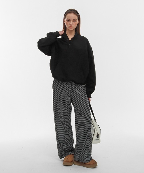 BLACKUP（ブラックアップ）の「[B-BASIC] ヘビーコットンアノラックマンツーマン（スウェット・レディース・ブラック/ホワイト系/グレー・FREE）」の19枚目の写真