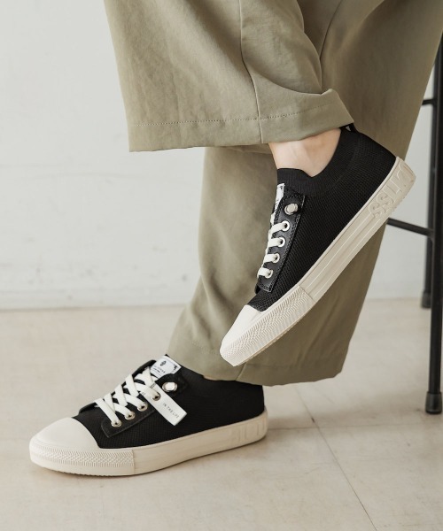 Bou Jeloud(ブージュルード)の「GENUINスニーカー(スニーカー・レディース・シルバー/ブラック系その他/アイボリー・24/24.5)」の13枚目の写真