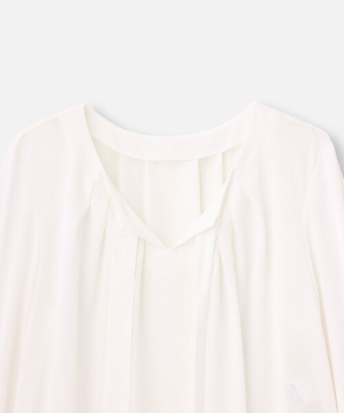 allureville（アルアバイル）の「シルキータックボウブラウス（シャツ/ブラウス・レディース・ホワイト/ネイビー/ライトイエロー・2）」の20枚目の写真