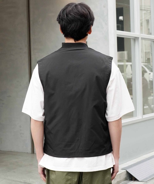jiggys shop(ジギーズショップ)の「撥水 ファンクショナルポケット スナップボタン ベスト(ベスト・メンズ・グレー/ブラック・X-LARGE/LARGE/MEDIUM)」の15枚目の写真