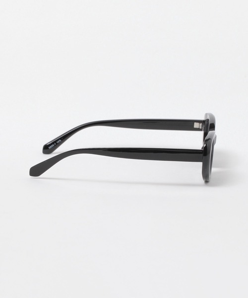 FOREVER 21（フォーエバー トゥエンティーワン）の「ラウンドサングラス（メガネ・レディース・ブラウン系その他/ブラック・FREE）」の4枚目の写真