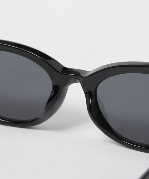 FOREVER 21（フォーエバー トゥエンティーワン）の「ラウンドサングラス（メガネ・レディース・ブラウン系その他/ブラック・FREE）」の9枚目の写真