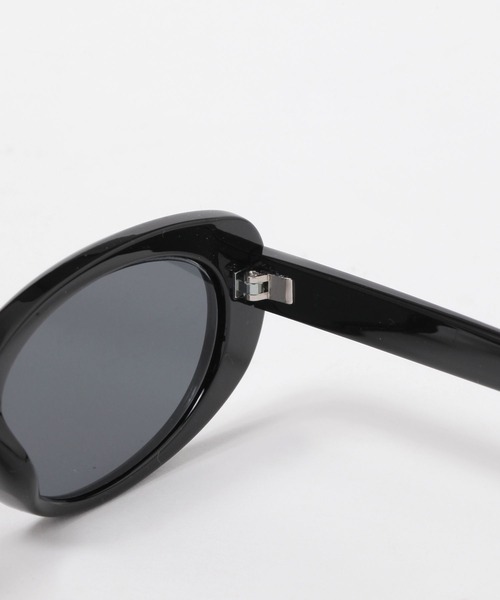 FOREVER 21（フォーエバー トゥエンティーワン）の「ラウンドサングラス（メガネ・レディース・ブラウン系その他/ブラック・FREE）」の10枚目の写真