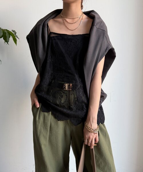 DouDou(ドゥドゥ)の「【新色追加】スカラレースキャミ(シャツ/ブラウス・レディース・ブラック/ホワイト/カーキ/ブラウン/ネイビー・FREE)」の7枚目の写真