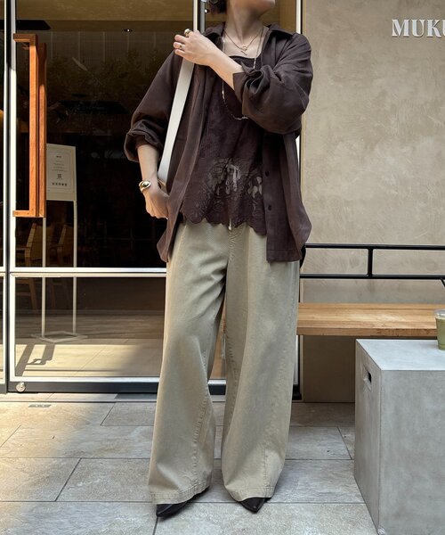 DouDou(ドゥドゥ)の「【新色追加】スカラレースキャミ(シャツ/ブラウス・レディース・ブラック/ホワイト/カーキ/ブラウン/ネイビー・FREE)」の21枚目の写真