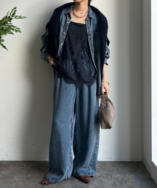 DouDou(ドゥドゥ)の「スカラレースキャミ(シャツ/ブラウス・レディース・ブラック/ホワイト/カーキ/ブラウン/ネイビー/グレー・FREE)」の8枚目の写真