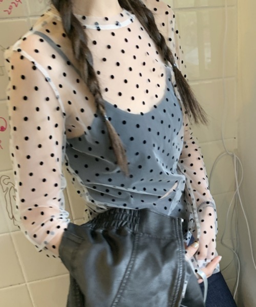 Vipoa(ヴィポア)の「Dot sheer long shirt(Tシャツ/カットソー・レディース・ブラック/ホワイト・FREE)」の2枚目の写真