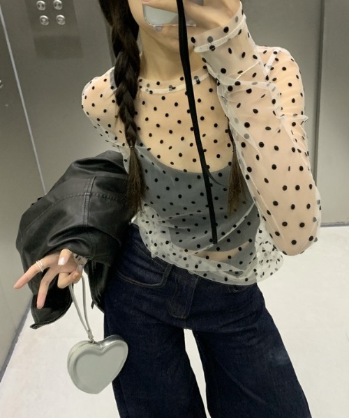 Vipoa(ヴィポア)の「Dot sheer long shirt(Tシャツ/カットソー・レディース・ブラック/ホワイト・FREE)」の8枚目の写真
