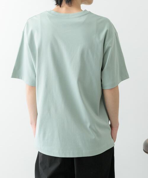ITEMS URBANRESEARCH（アイテムズ アーバンリサーチ）の「Fine Cotton クルーネックポケットTシャツ（Tシャツ/カットソー・メンズ・ブラック/ベージュ/グリーン/ホワイト・SMALL/MEDIUM/LARGE）」の20枚目の写真