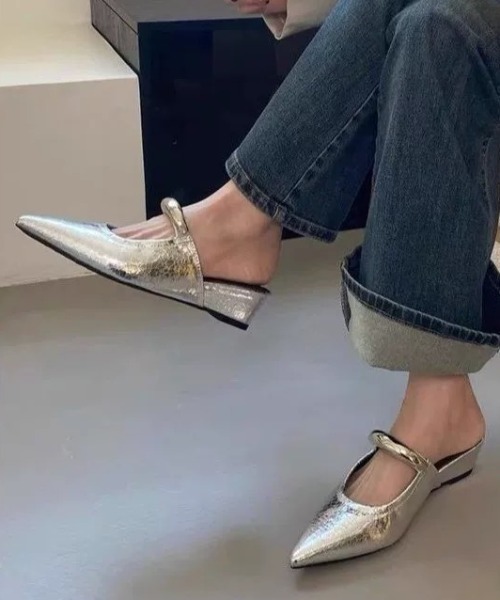 ampm（エーエムピーエム）の「メタルモチーフフラットミュール（パンプス・レディース・ブラウン/ブラック/ホワイト/シルバー・40/37/36/35/39/38）」の9枚目の写真