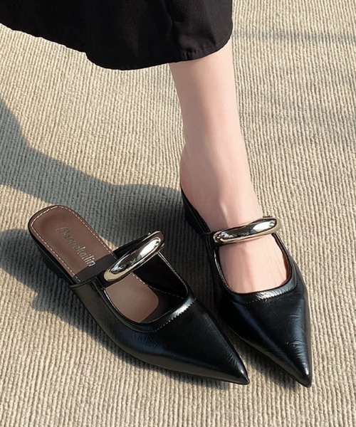 ampm（エーエムピーエム）の「メタルモチーフフラットミュール（パンプス・レディース・ブラウン/ブラック/ホワイト/シルバー・40/37/36/35/39/38）」の17枚目の写真