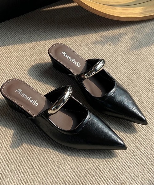 ampm（エーエムピーエム）の「メタルモチーフフラットミュール（パンプス・レディース・ブラウン/ブラック/ホワイト/シルバー・40/37/36/35/39/38）」の15枚目の写真