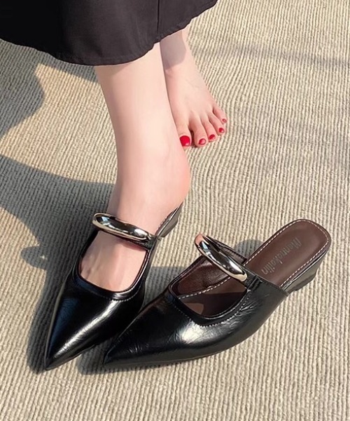 ampm（エーエムピーエム）の「メタルモチーフフラットミュール（パンプス・レディース・ブラウン/ブラック/ホワイト/シルバー・40/37/36/35/39/38）」の20枚目の写真