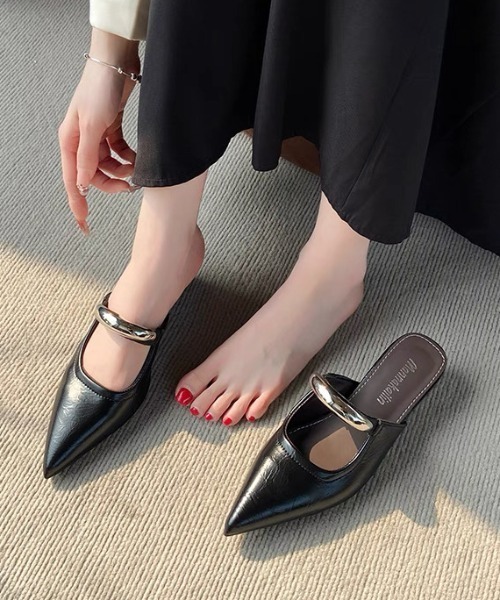 ampm（エーエムピーエム）の「メタルモチーフフラットミュール（パンプス・レディース・ブラウン/ブラック/ホワイト/シルバー・40/37/36/35/39/38）」の19枚目の写真