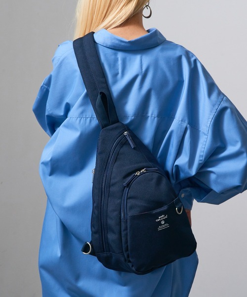 anello（アネロ）の「【anello】GTB4771 リニューアルエスピーエス ボディ（ボディバッグ/ウエストポーチ・レディース・ライトグレー/ブラック/ネイビー・FREE）」の10枚目の写真