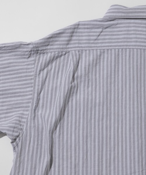 HINSON(ヒンソン)の「HINSON/ヒンソン レギュラーカラー ショートスリーブストライプシャツ/シワ加工/リラックスフィット(シャツ/ブラウス・メンズ・オフホワイト/サックスブルー/グレー・MEDIUM/LARGE)」の13枚目の写真