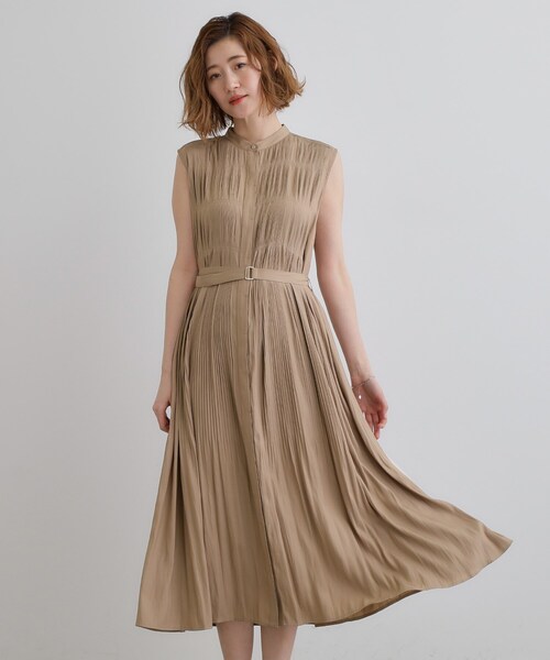 grove（グローブ）の「贅沢プリーツが華やかなシャンブレープリーツワンピース（ワンピース・レディース・ベビーピンク/ブラウン系/ネイビー/ブラック・02/03/01/04/05）」の2枚目の写真