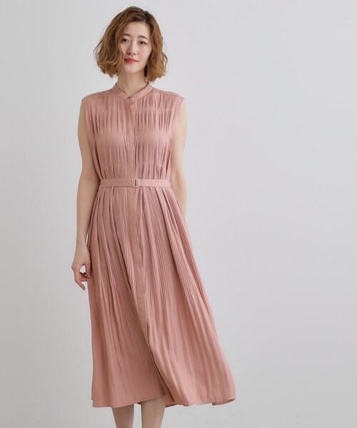 grove（グローブ）の「贅沢プリーツが華やかなシャンブレープリーツワンピース（ワンピース・レディース・ベビーピンク/ブラウン系/ネイビー/ブラック・02/03/01/04/05）」の4枚目の写真