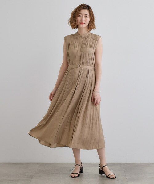 grove（グローブ）の「贅沢プリーツが華やかなシャンブレープリーツワンピース（ワンピース・レディース・ベビーピンク/ブラウン系/ネイビー/ブラック・02/03/01/04/05）」の11枚目の写真