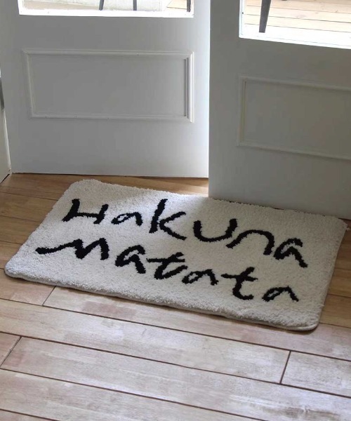 Made in I（メイドインアイ）の「HakunaMatata ラグ（ラグ/マット・レディース・ブルー/アイボリー/レッド・FREE）」の5枚目の写真