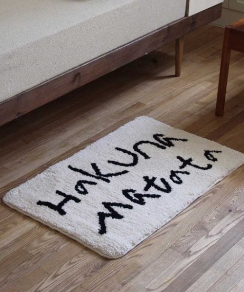 Made in I（メイドインアイ）の「HakunaMatata ラグ（ラグ/マット・レディース・ブルー/アイボリー/レッド・FREE）」の17枚目の写真