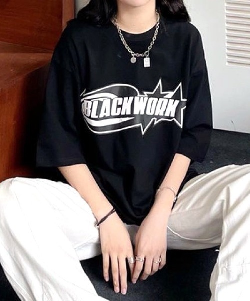 SHEENA(シーナ)の「グラフィックロゴプリントオーバーサイズTシャツ(Tシャツ/カットソー・レディース・ブルー/ブラック・M)」の10枚目の写真