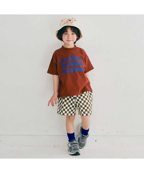 p.premier(ピードットプルミエ)の「We love VACATION2柄シンプルロゴ半袖Tシャツ(Tシャツ/カットソー・キッズ・ブラウン/グリーン/レッド/ベージュ/チャコール/イエロー/ブルー/アイボリー・80/90/100/110/120/130/140)」の14枚目の写真